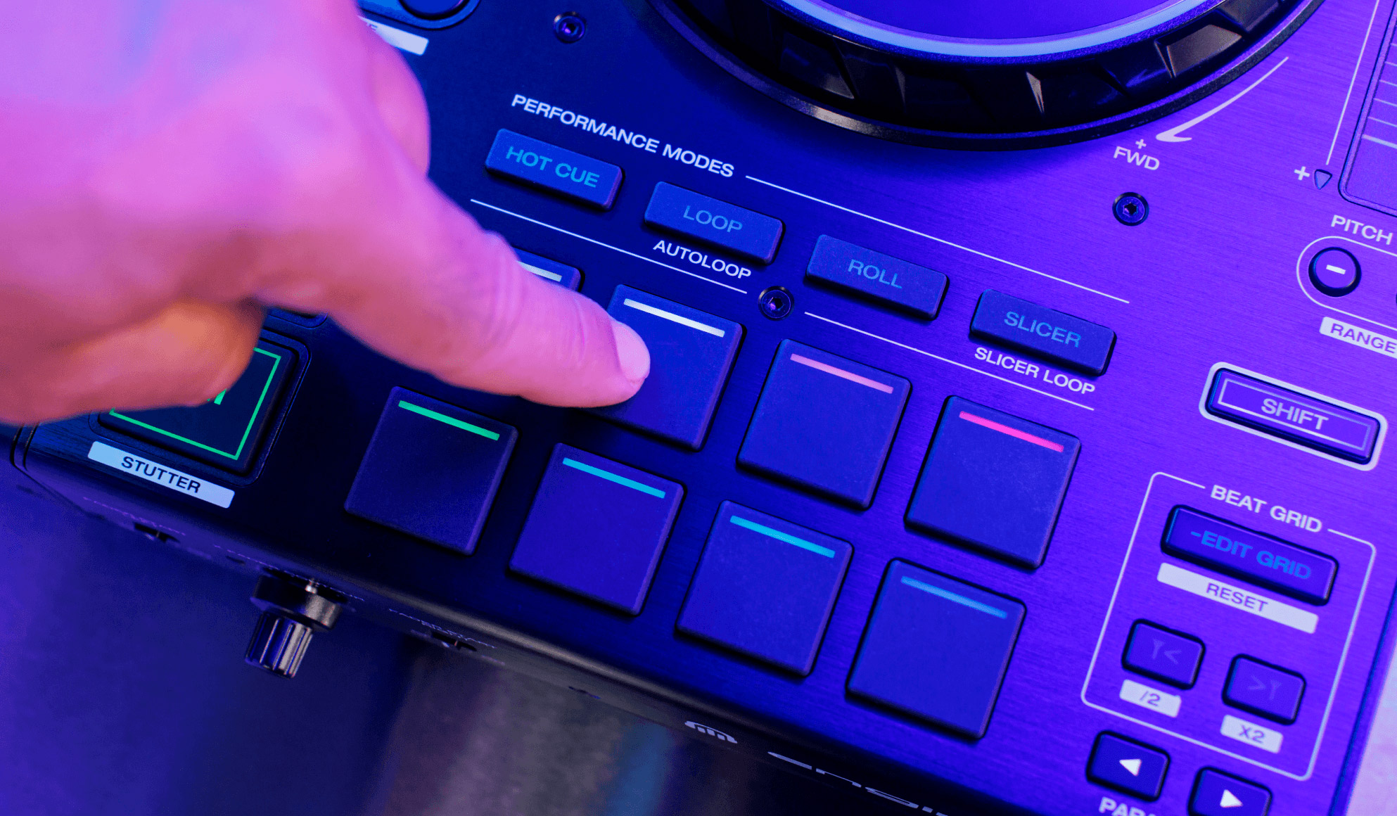 Denon DJ Prime 4+ (Plus) Controladora--------
