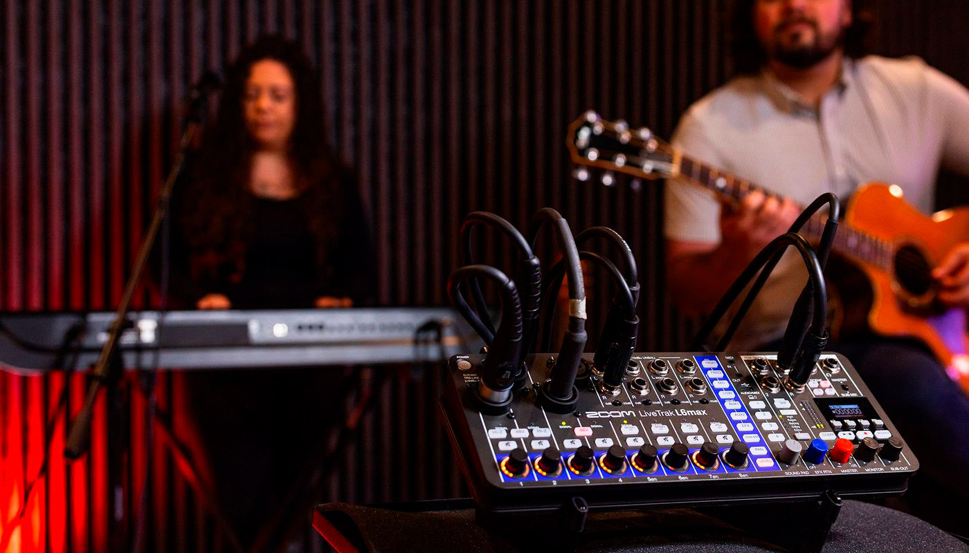 LiveTrak L6max Zoom Mixer e Gravador------------
